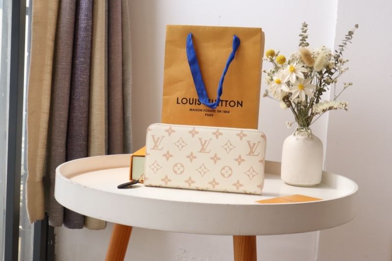 Louis Vuitton Wallets